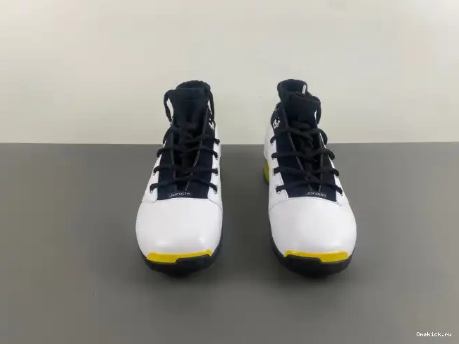 One Kick Low Jordan Air FJ0395-100 Lightning 17 0626